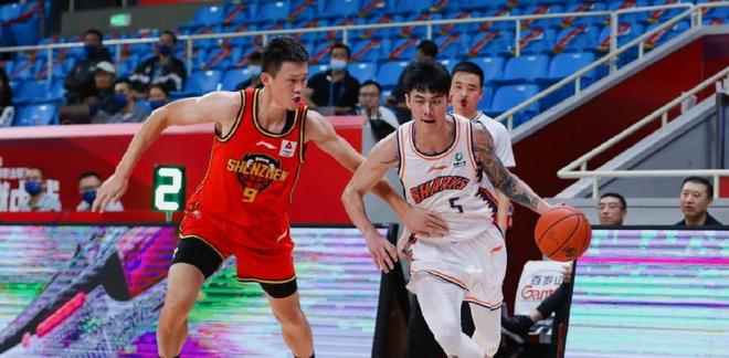 疯狂英钞:22.56亿欧砸出的“第一联赛”基础,持续花钱维持第一