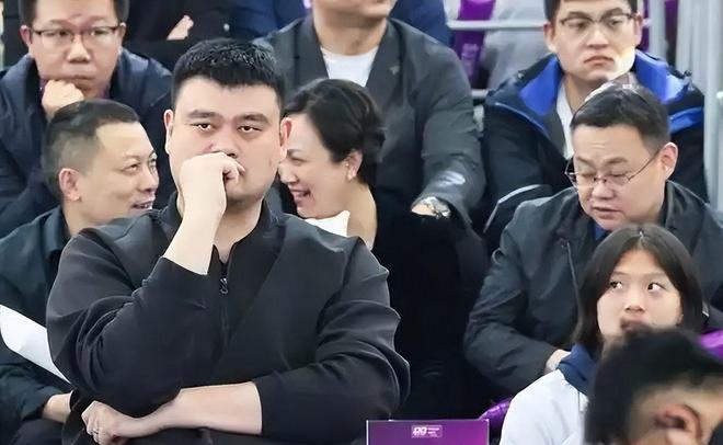 曝浓眉团队推动奇才给4年顶薪