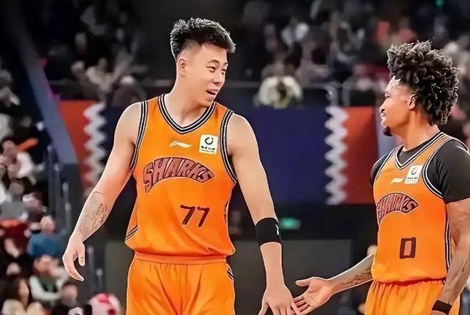 疯狂英钞:22.56亿欧砸出的“第一联赛”基础,持续花钱维持第一